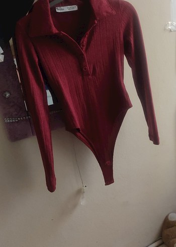 Bordo Uzun Kollu Yüksek Yakalı Düğmeli Bluz