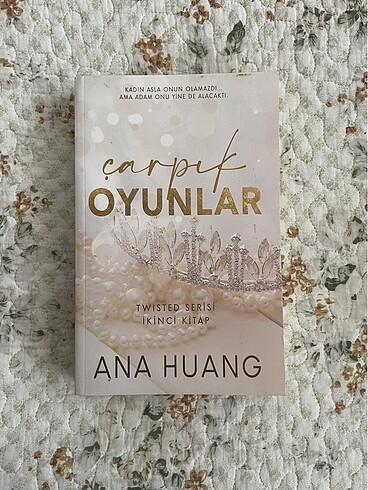ÇARPIK OYUNLAR KİTAP