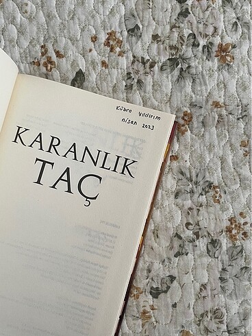  Beden Renk KARANLIK TAÇ