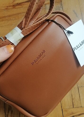 Pull and Bear Askılı çanta 