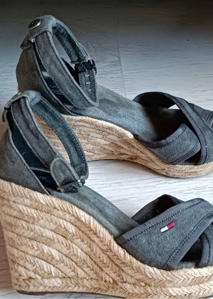 Tommy Hilfiger Orginal - Görsel 2