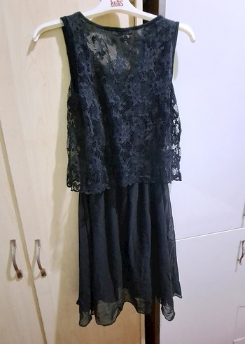 Siyah Dantel Detaylı Straplez Midi Elbise - Görsel 2