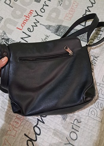 Siyah Parlak Deri Kadın Omuz Çantası - Görsel 5