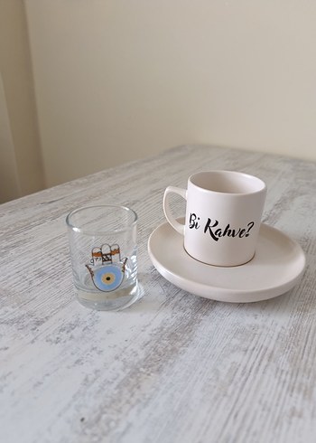 Beyaz Kahve Fincanı ve Nazar Boncuklu Çay Bardağı - Görsel 3