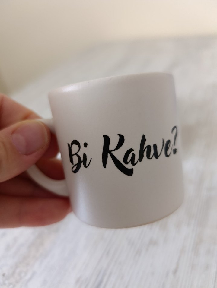 Beyaz Kahve Fincanı ve Nazar Boncuklu Çay Bardağı - Görsel 2