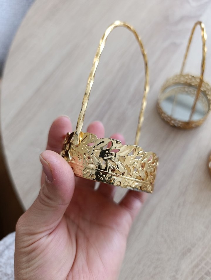 Parlak Altın Renkli kahve yani lokumluk veya sunumluk - Görsel 4