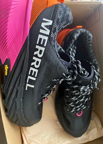 Merrell 38