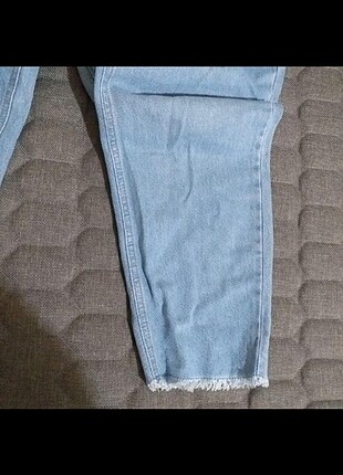 Mom Jean
