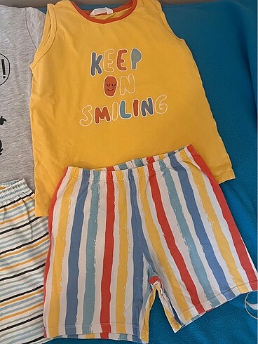 7 Yaş Beden çeşitli Renk 6-7 yaş Penti pijama takımı