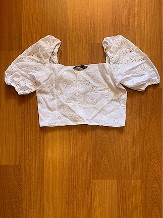 Çok şık beyaz crop top