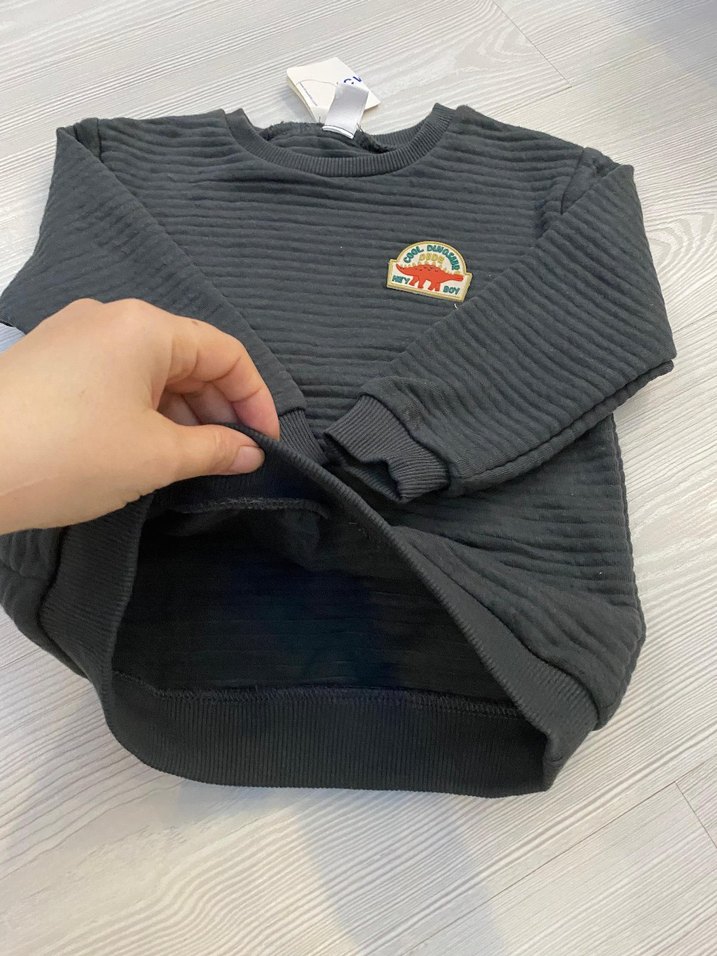 Erkek Çocuk Siyah Triko Sweatshirt 2.3 yaş - Görsel 2