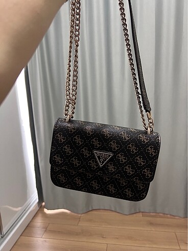  Beden Guess çanta