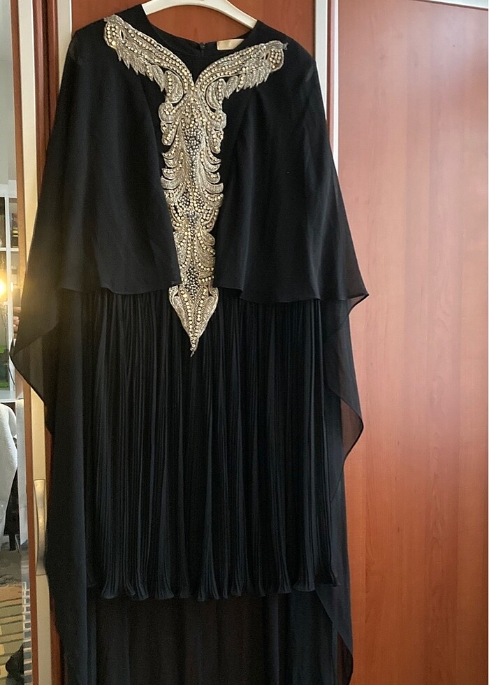 Tüllü Taşlı Kısa Elbise - Görsel 3