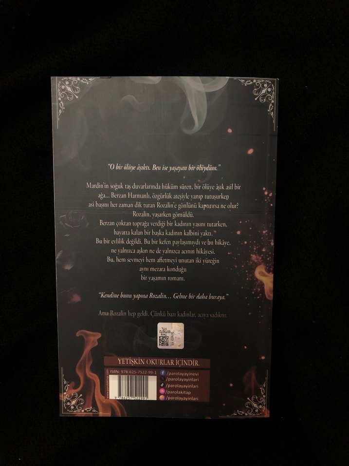 Ateşte Yanan Bedenler - Nur Arıcan - Görsel 2