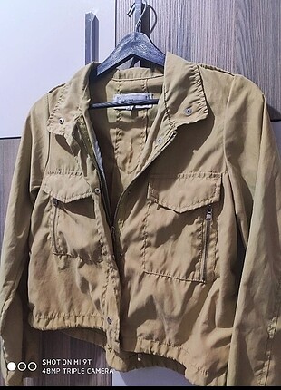BERSHKA CEKET