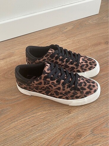 36 Beden Zara Leopar Sneaker
