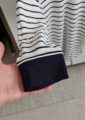 Yetim Kol Beyaz Çizgili Kadın Tişört - Görsel 3