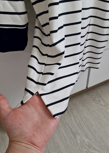 Yetim Kol Beyaz Çizgili Kadın Tişört - Görsel 4