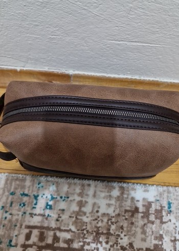 Kahverengi Deri Kadın Makyaj Çantası - Görsel 3