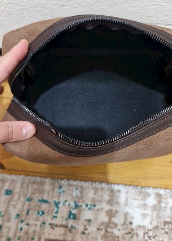 Kahverengi Deri Kadın Makyaj Çantası - Görsel 4