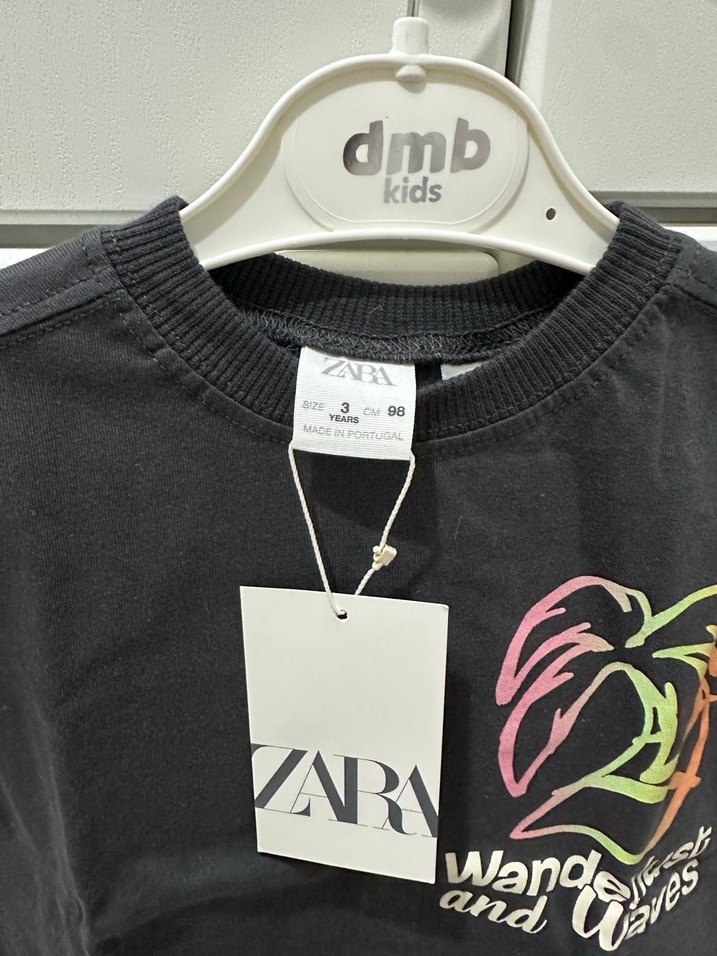 Kız Çocuk Siyah Baskılı Kısa Kollu Tişört - Görsel 2