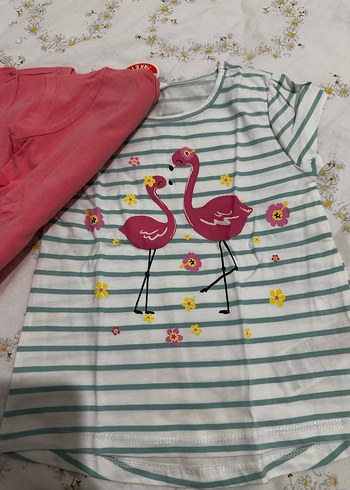 Çiçekli Baskılı Kız Çocuk Kısa Kollu Tişört - Görsel 3