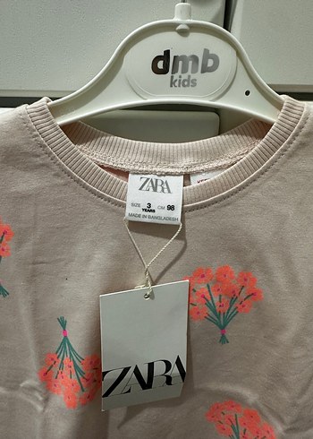 Kız Çocuk Pembe Çiçek Desenli Tişört - Görsel 2