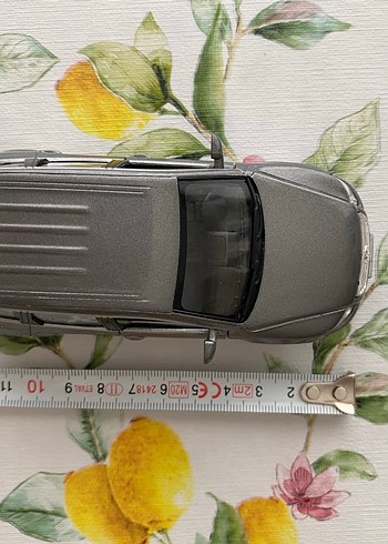 Kinsmart 1:38 Diecast Volkswagen Touareg (2003) model araba - Görsel 6