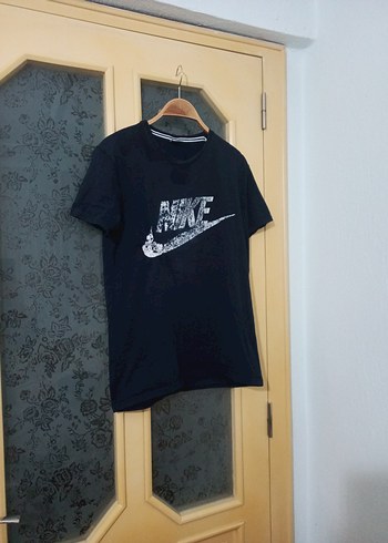 Nike l