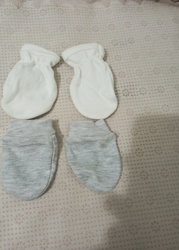 Nakışlı Beyaz Kız Çocuk Eldiveni - Görsel 2