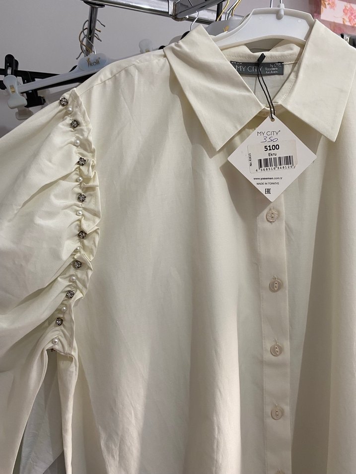 Düğmeli Beyaz Pamuklu Kadın Gömlek - Görsel 2
