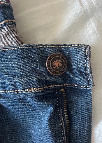 Tommy Hilfiger Erkek Düğmeli Denim Jean - Görsel 3