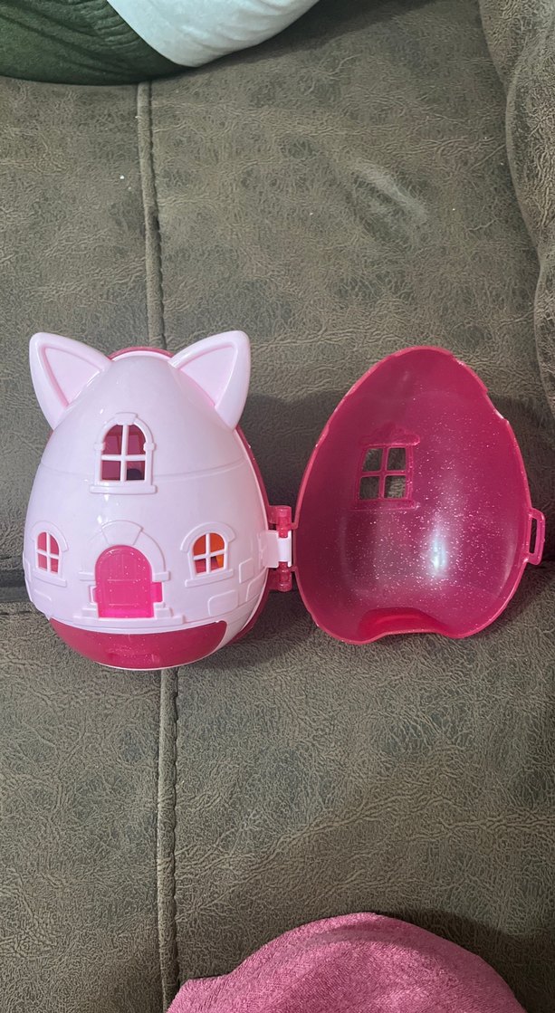 Pembe Oyuncak Ev ve Figür Seti - Görsel 4