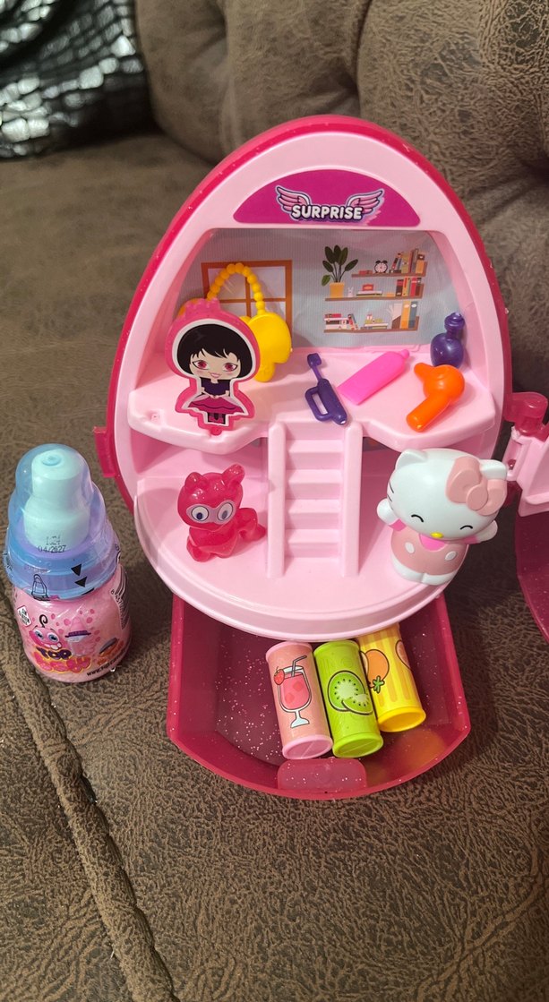 Pembe Oyuncak Ev ve Figür Seti - Görsel 2