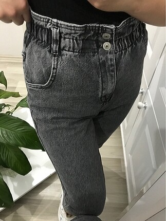 Mom Jean
