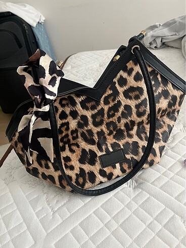 Leopar çanta