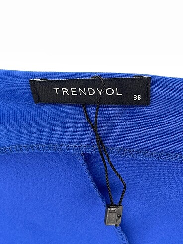 36 Beden mavi Renk Trendyol & Milla Kısa Elbise %70 İndirimli.