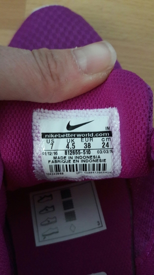 38 Beden mor Renk mor nike hic giyilmedi
