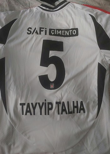 Beşiktaş Beşiktaş forması (futbolcudan)