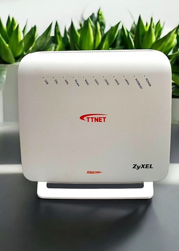 Beyaz ZyXEL TTNET Modem - Görsel 2