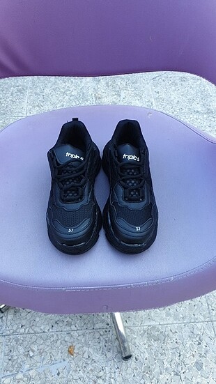 Balenciaga Indirimde