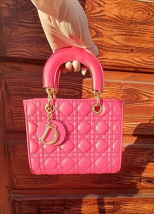 Dior çanta