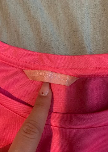 Pembe Baskılı Kısa Kollu Spor Tişört ve Gri Tayt - Görsel 2