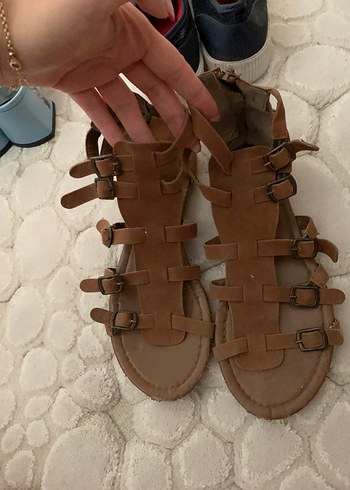 Bej Deri Kadın Bohem Dolgu Topuklu Sandalet