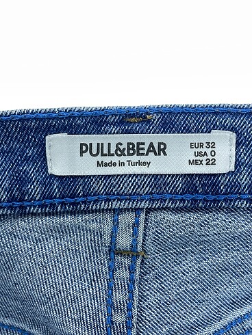 32 Beden mavi Renk Pull and Bear Jean / Kot %70 İndirimli.