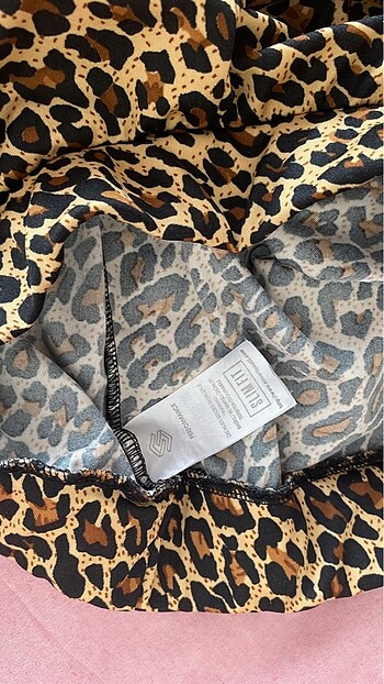 l Beden Leopar şort gecelik