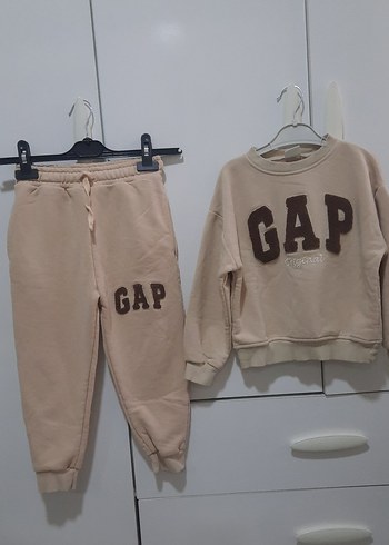 Bej GAP Baskılı Çocuk Eşofman Takımı - Görsel 2