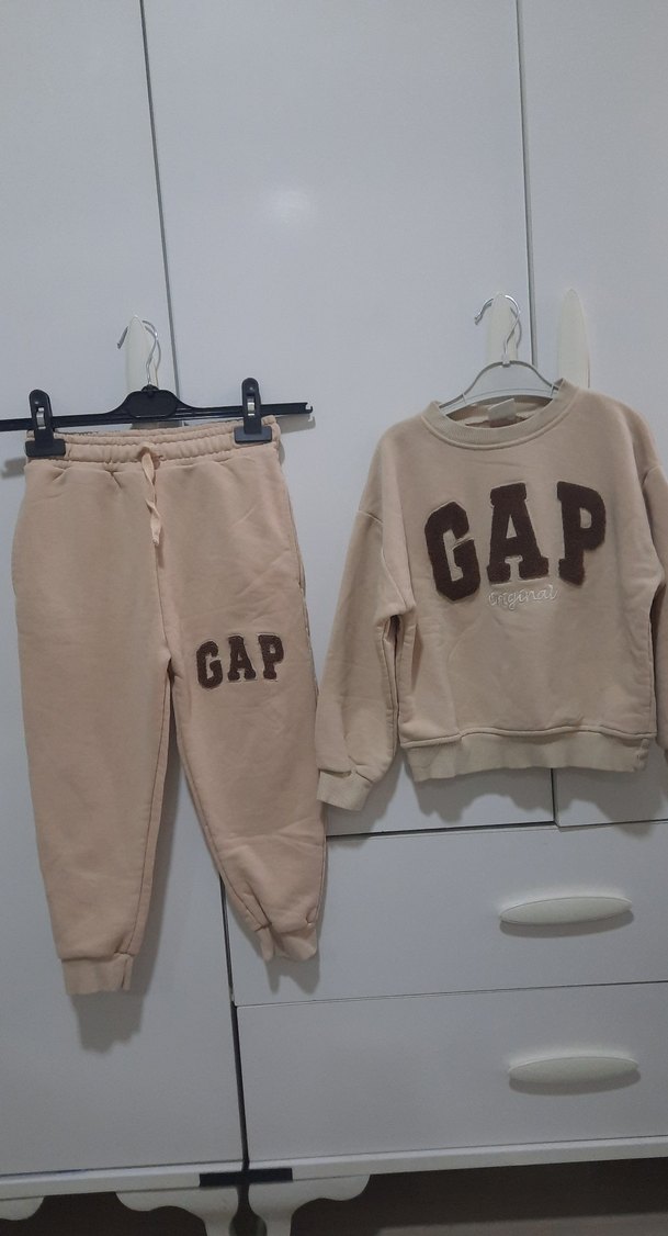 Bej GAP Baskılı  Çocuk Eşofman Takımı - Görsel 2