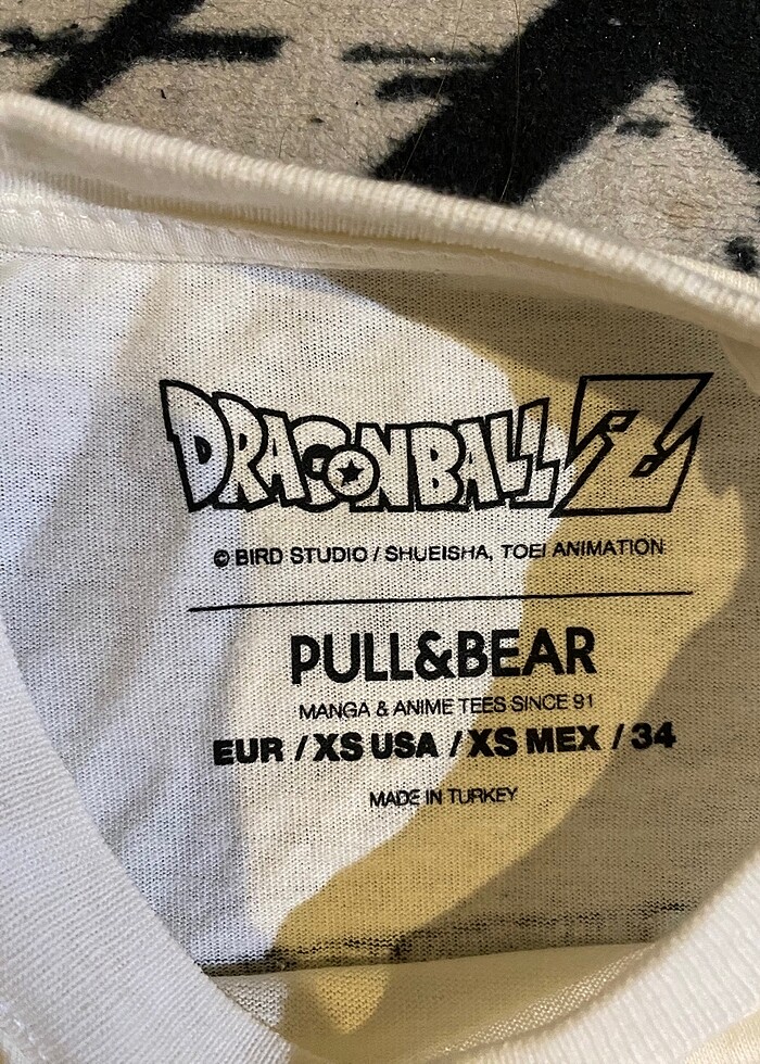 Pull and bear tshirt - Görsel 3