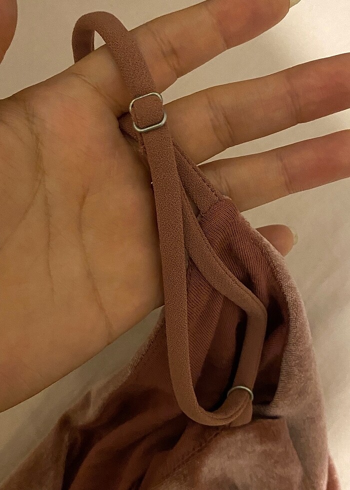 Stradivarius askılı bluz - Görsel 5